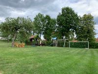 Garten mit Grillplatz &amp; Spielwiese